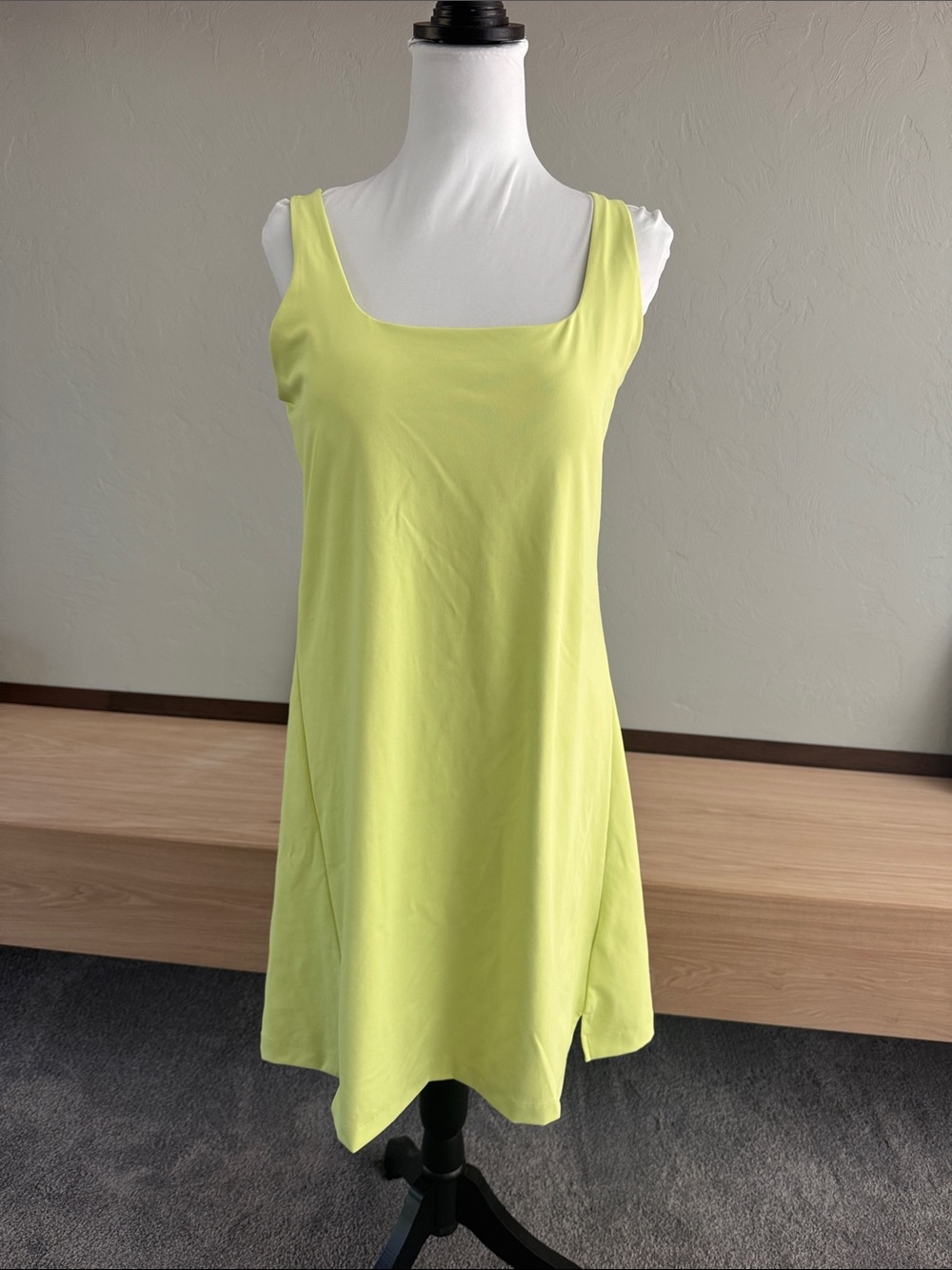 Old Navy Neon Lime Sleeveless Mini Dress - EUC